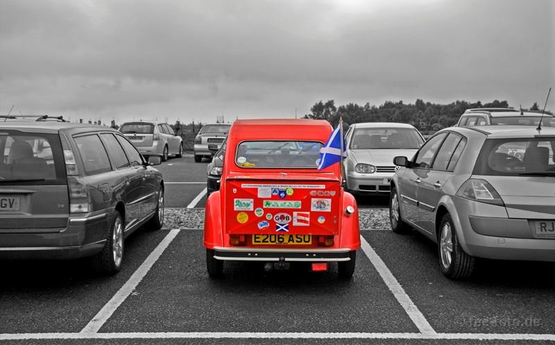 Kleines rotes Reiseentchen